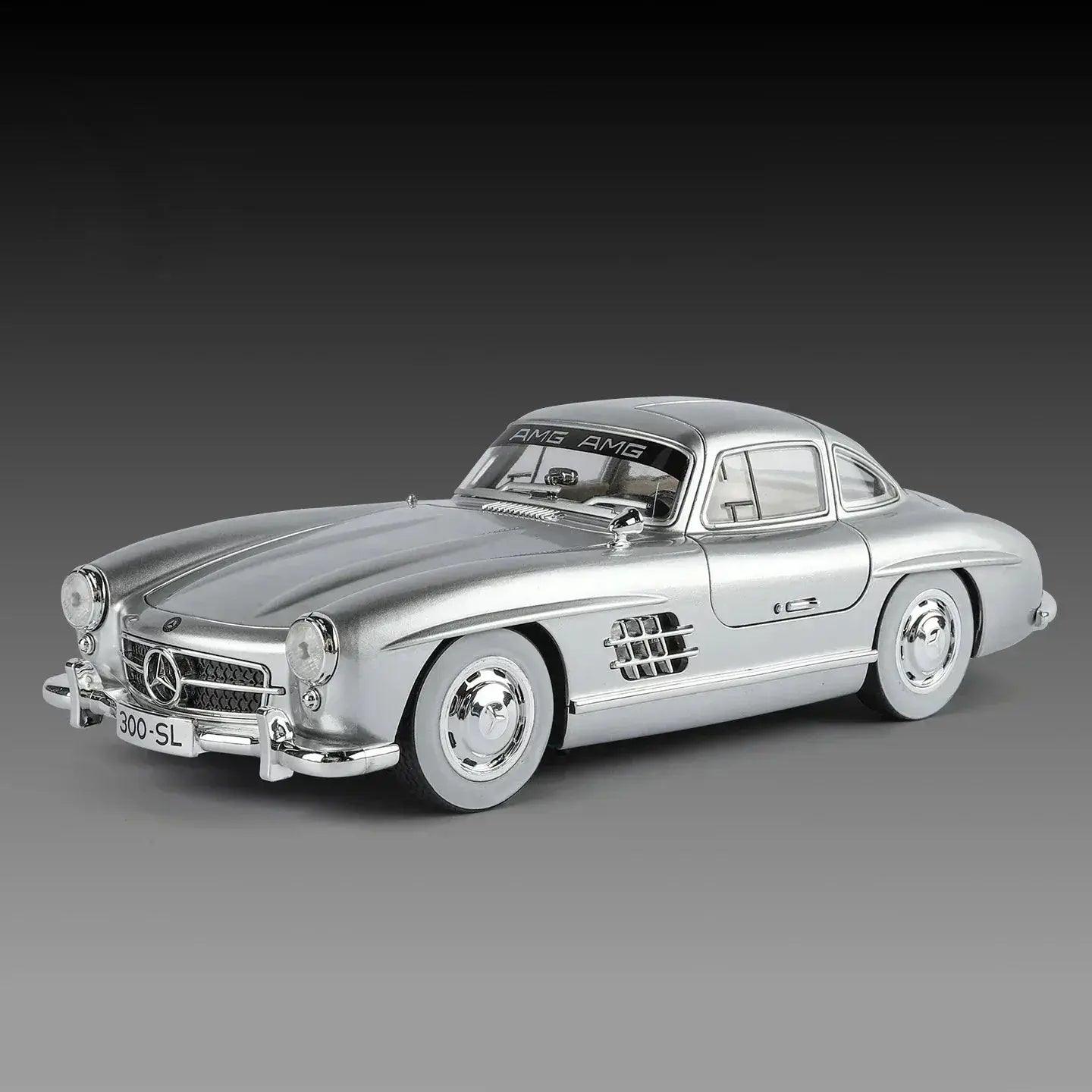 1:18 Scale Diecast Benz 300SL Model - ToylandEU™