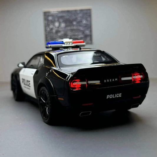 1:22 Diecast Alloy Dodge Challenger Redeye Hellcat Police Car With Sound Light - ToylandEU