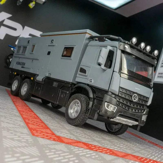 1:32 Diecast Benz Nomadism Off Road Alloy Camping RV Model - ToylandEU