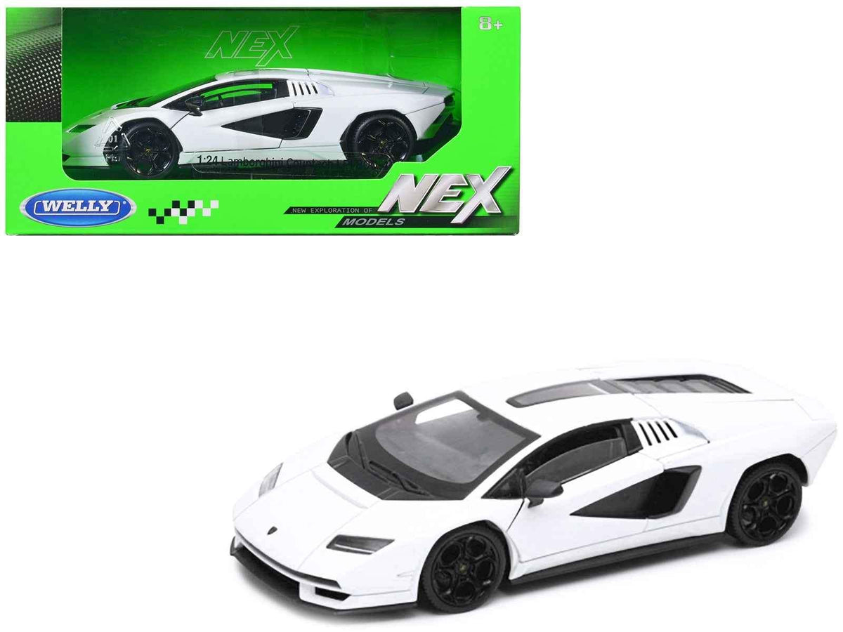 Lamborghini Countach Model Car | 1/24 Scale | White Finish | Official Model