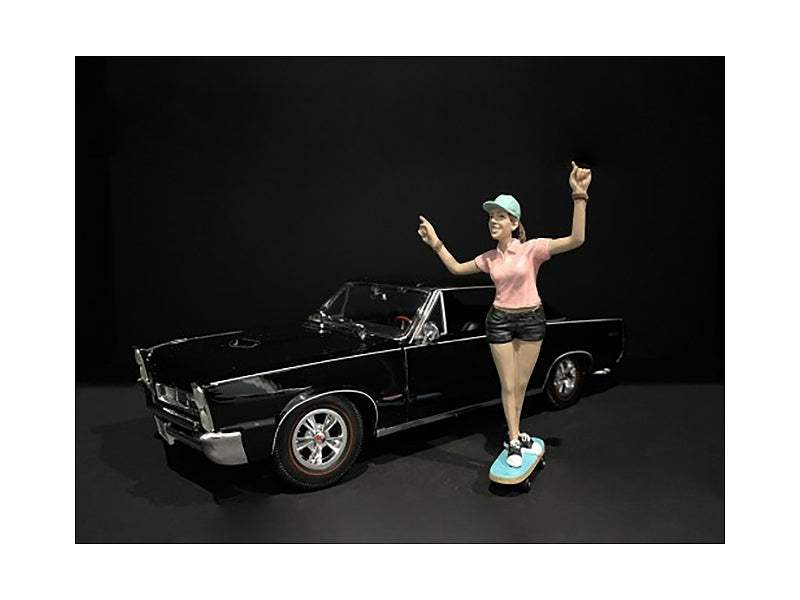 Skateboarder Figurine IV | 1/18 Diecast Model Car | American Diorama | Collector Quality