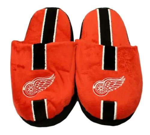 Detroit Red Wings Slipper - Youth 8-16 Size 7-8 Stripe - (1 Pair) - XL