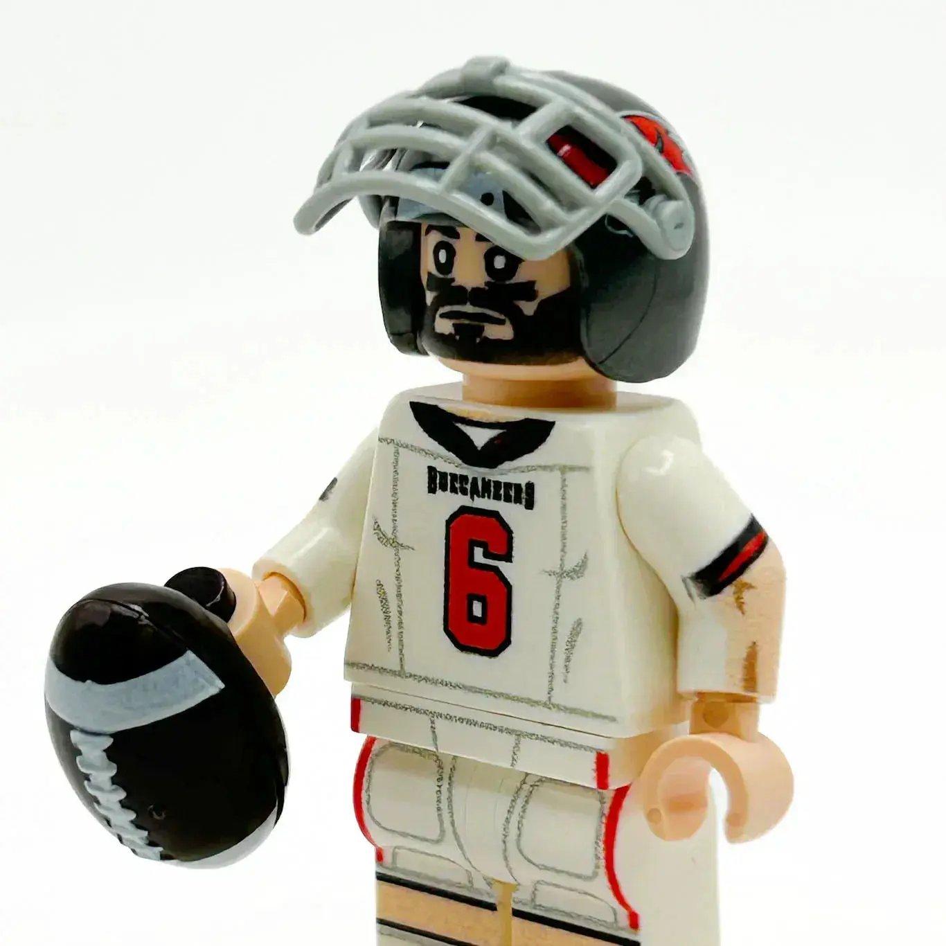 #6 QB Tampa Bay Football Player Minifig made using LEGO parts - B3 Customs - ToylandEU™