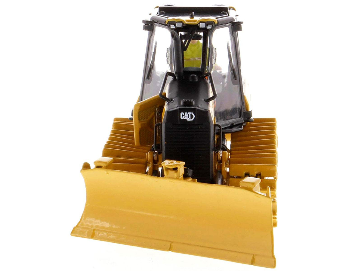 CAT Caterpillar D3 Track Type Dozer with Operator | 1/50 Diecast Construction Model | Diecast Masters | High Line Series