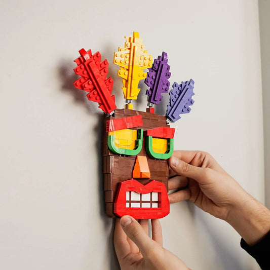 Life Sized Aku Aku Mask With LEGO Bricks Display Stand - ToylandEU