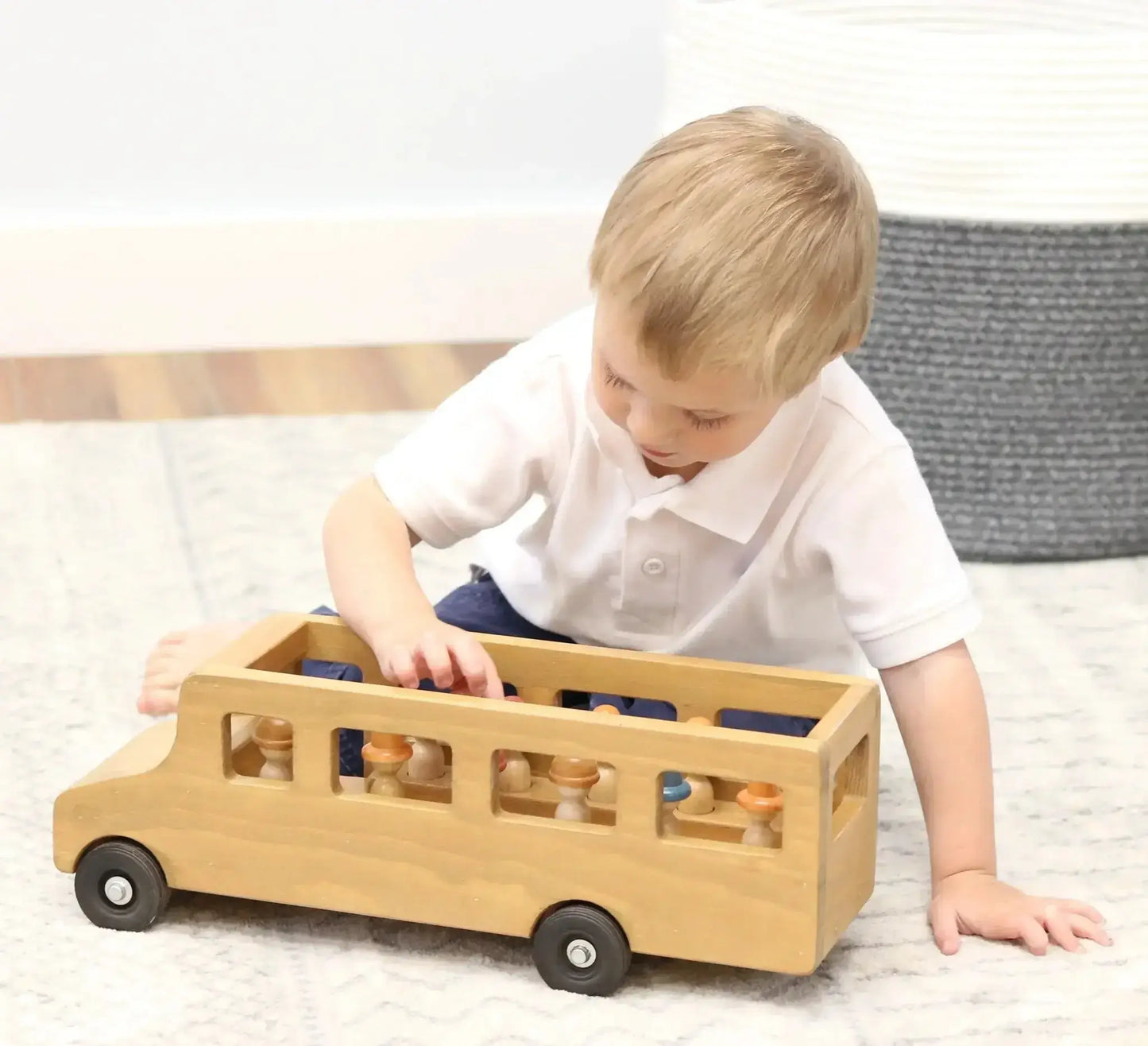 Amish-Made Wooden School Bus Toy, Child Safe Finish - ToylandEU