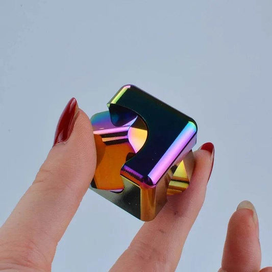 Anti-Anxiety Metal Cube Spinner: Compact Stress-Relief Toy for All Ages - ToylandEU