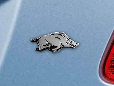 Arkansas Razorbacks Auto Emblem Premium Chrome Metal - ToylandEU™