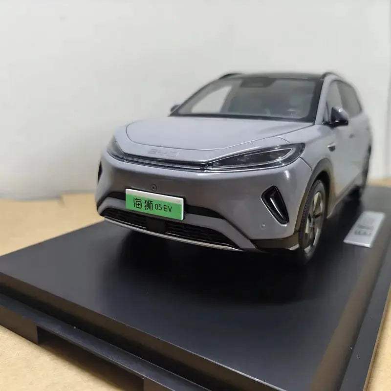 BYD Haishun 05 EV Die Cast Collectible Scale Officially Licensed - ToylandEU
