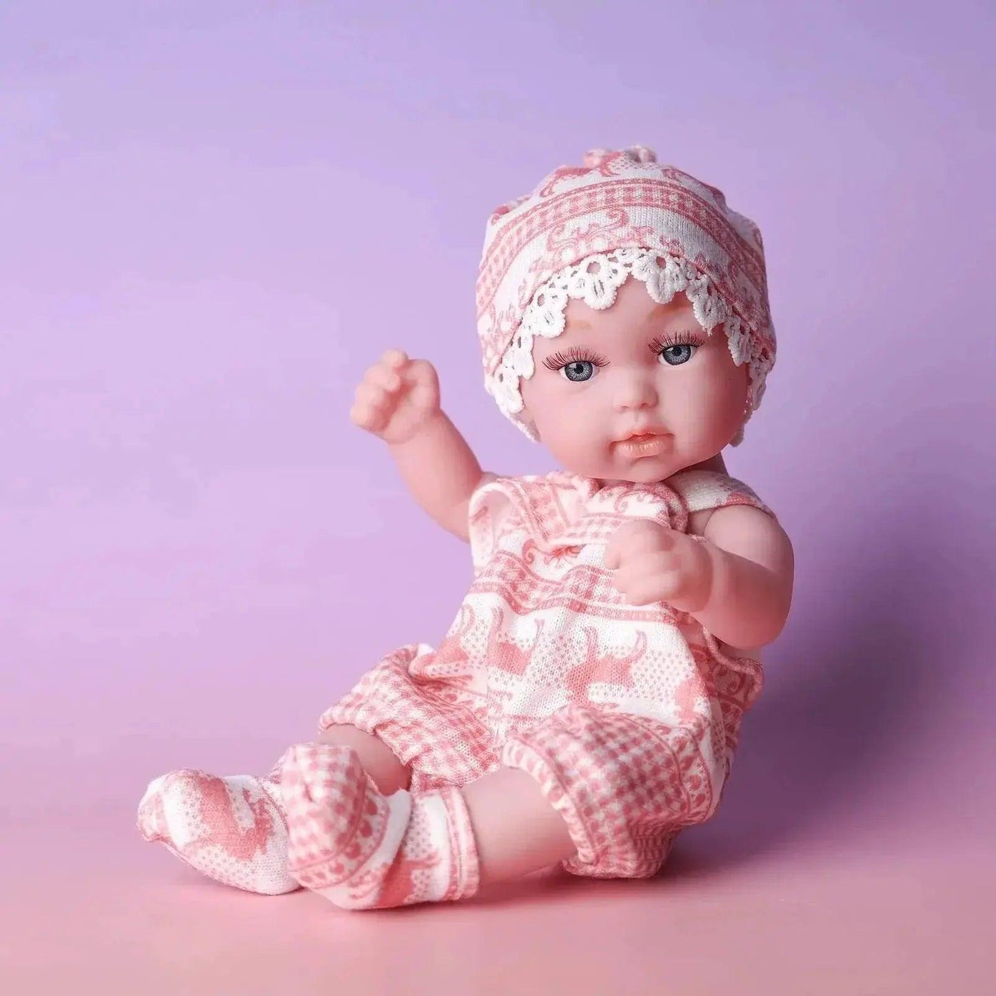 11Inches Realistic Simulation Newborn Baby Dolls with Pink Hat and Clothes for Girl's Birthday Gift - ToylandEU™