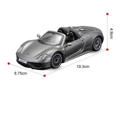 Bburago 1:24 Diecast Car Premium Alloy Collectible - ToylandEU