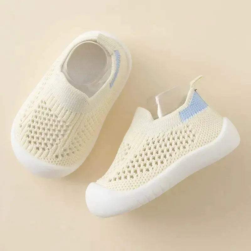 Breathable Knitted Toddler Sneakers Soft Slip-On Casual Shoes for Boys and Girls - ToylandEU