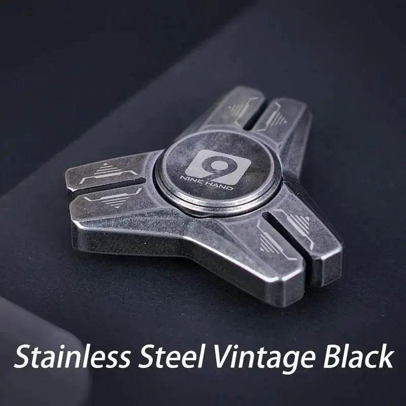 Calming Hand Spinner ThreeSided Steel Toyland EU - ToylandEU™
