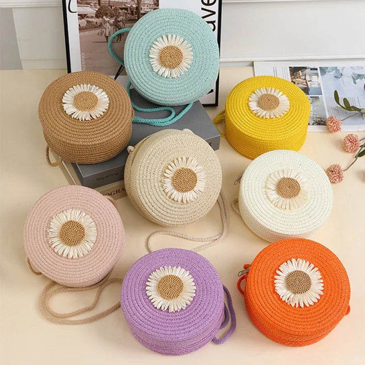 Charming Straw Crossbody Bag For Girls Ages Four To Six Floral Woven Design With Mini Zipper Photo Prop - ToylandEU