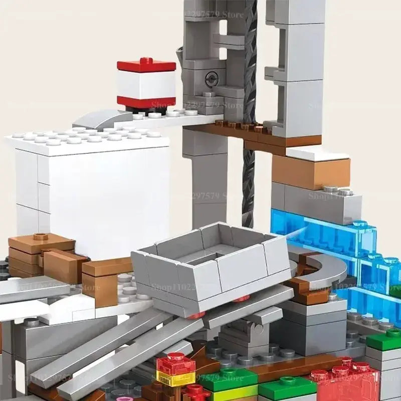 Creative Building Blocks Set With Mine Cart Tracks For Kids - ToylandEU