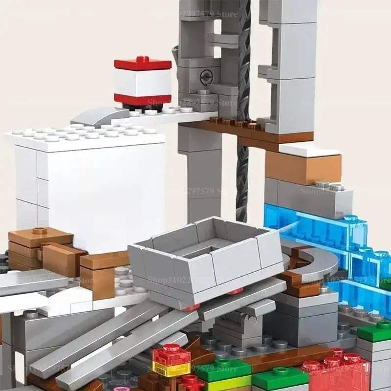 Creative Building Blocks Set With Mine Cart Tracks For Kids - ToylandEU