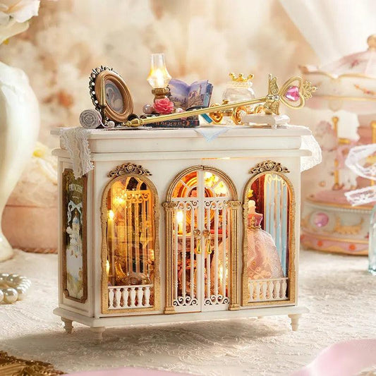DIY Book Nook Kit | LED Light Included | Toylandeu™