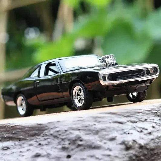 Dodge Charger Diecast Car 1:32 Alloy Pull Back Toy Gift - ToylandEU