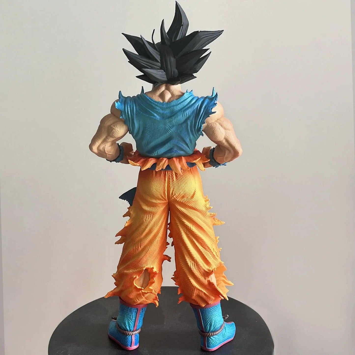 Dragon Ball Goku 27cm PVC Action Figure In Stock - ToylandEU™