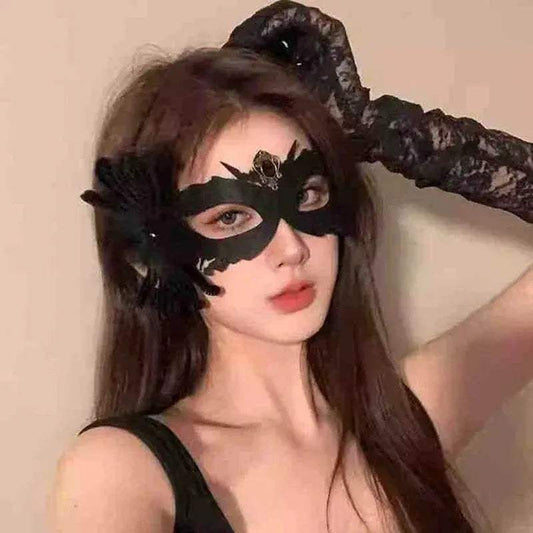 Elegant Gothic Lace Half Face Mask Toyland EU - ToylandEU™