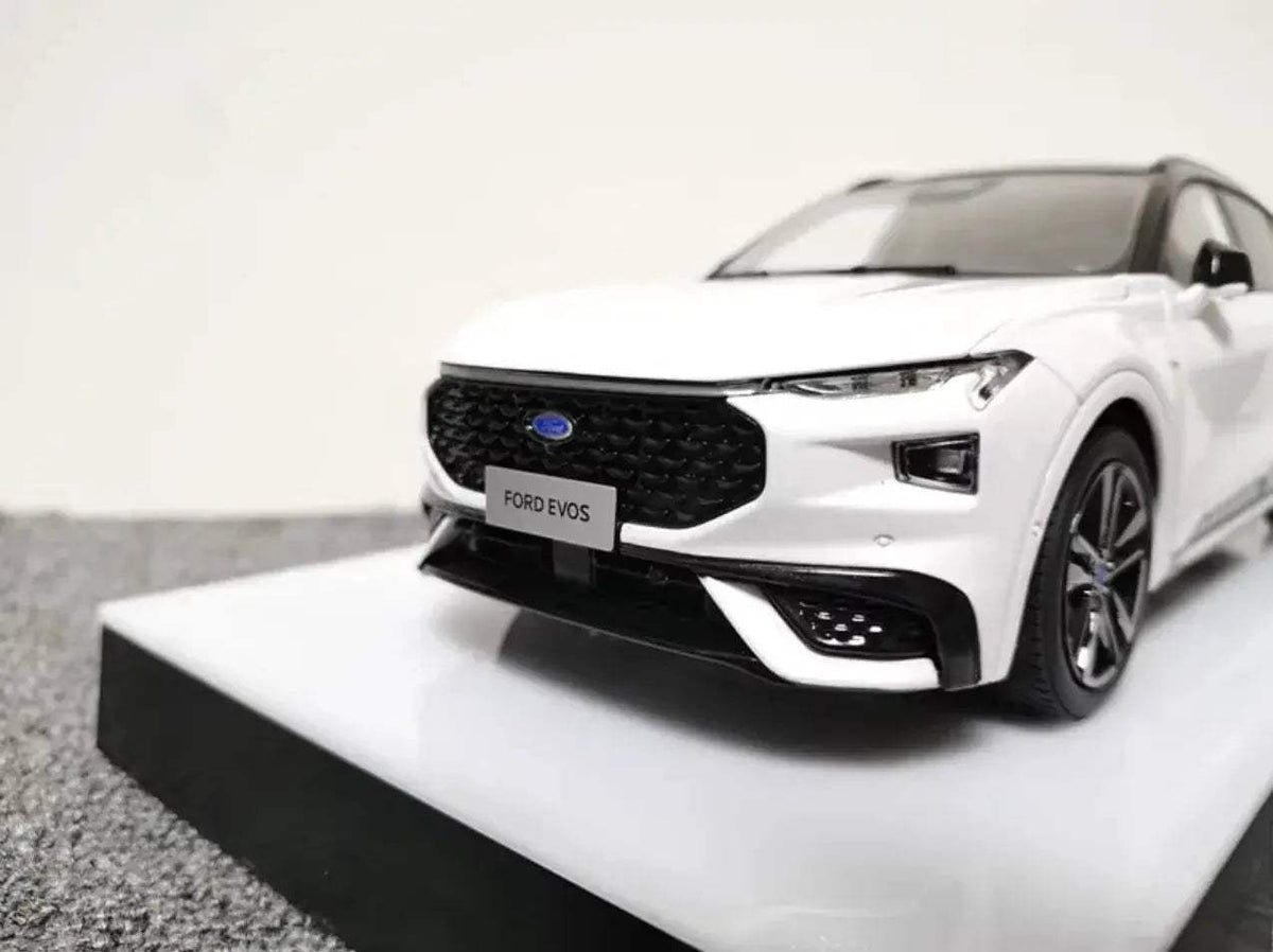Ford Evos Diecast Alloy Model Premium Collectible Gift - ToylandEU™