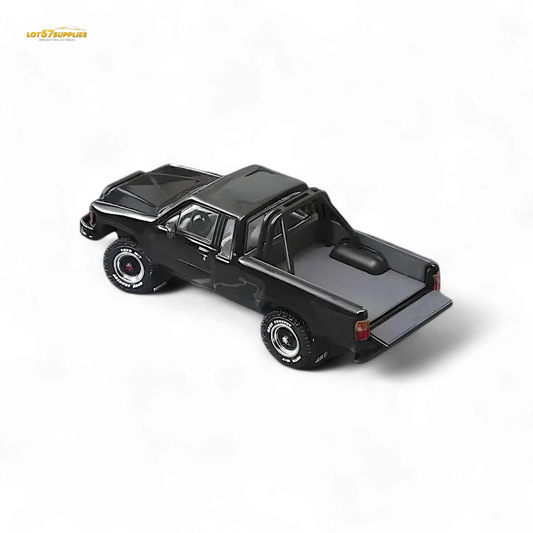 GCD Toyota Hilux SR5 Black 1:64 - ToylandEU™