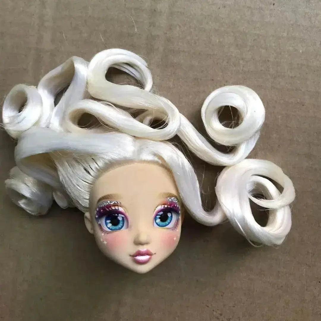 Gleaming Doll Heads One Sixth Scale Toyland EU - ToylandEU™