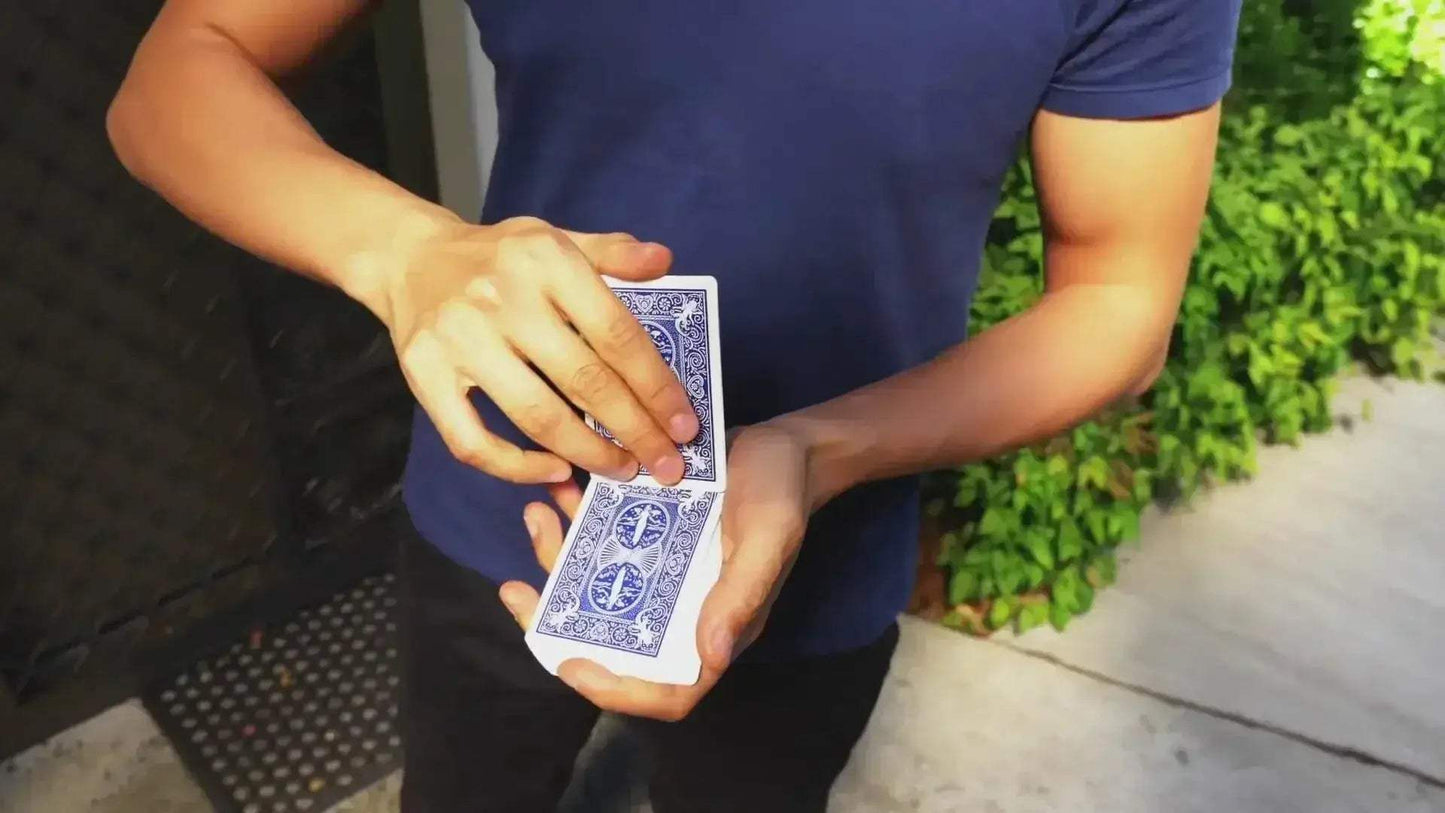 Gradual Color Change Card Magic Trick For Close Up Magicians - ToylandEU