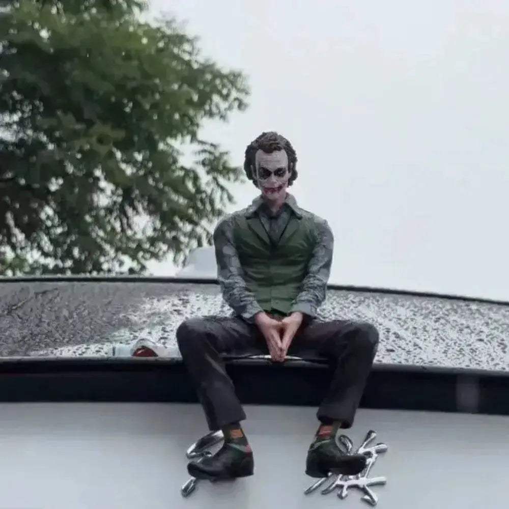 Heath Ledger Joker Collectible Figure With Roof Pendant - ToylandEU