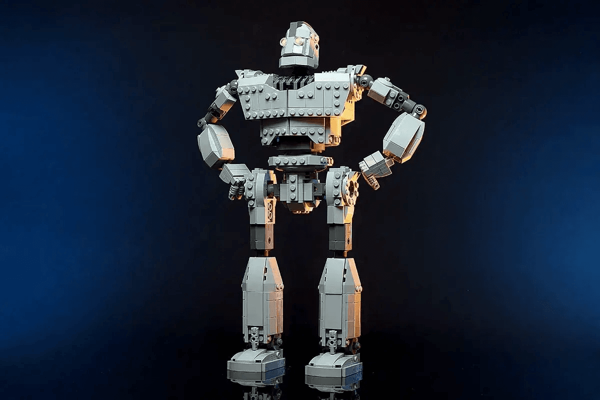 Iron Giant Lego Custom Figure With 23 Articulated Joints - ToylandEU