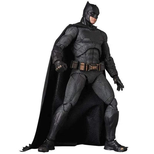 Justice League Bruce Wayne Mafex 056 Action Figure Toy - ToylandEU™