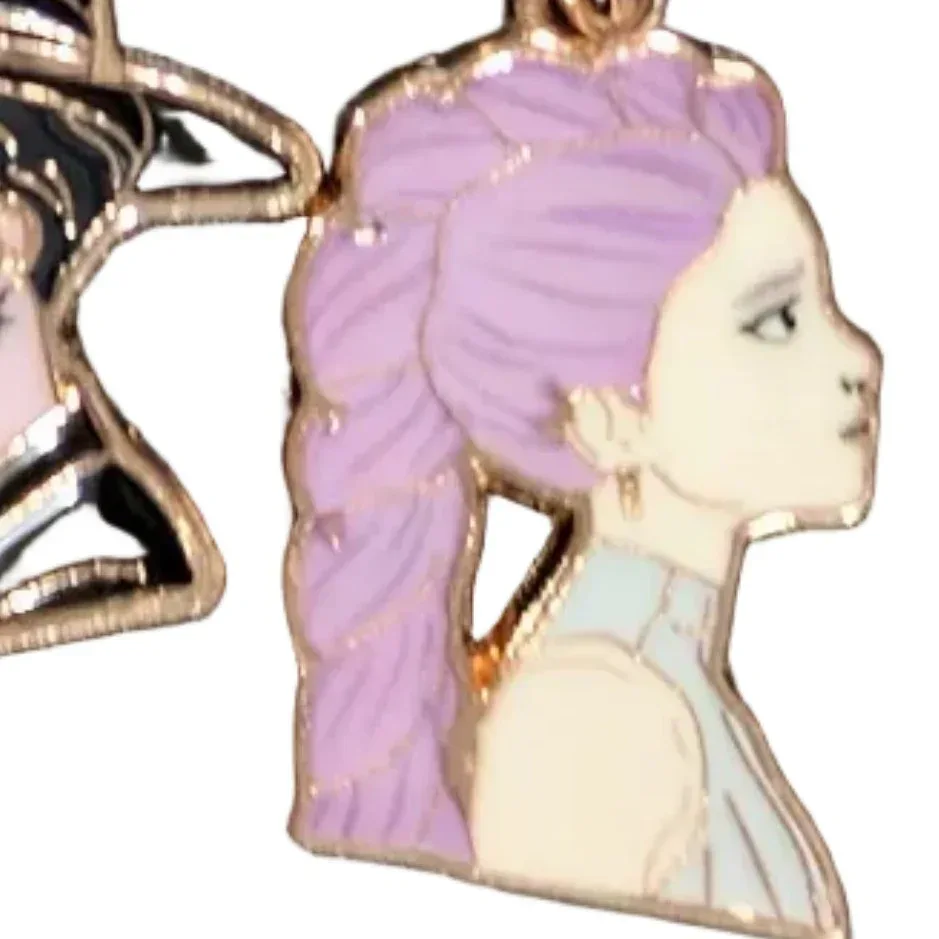 K-Pop Demon Hunters Enamel Pendant Necklace with Vibrant Detailing - ToylandEU