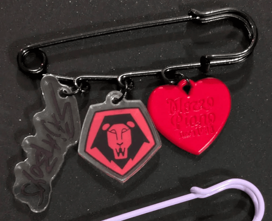 K-Pop Demon Hunters Safety Pin Charm Duo Edgy Accessory - ToylandEU™