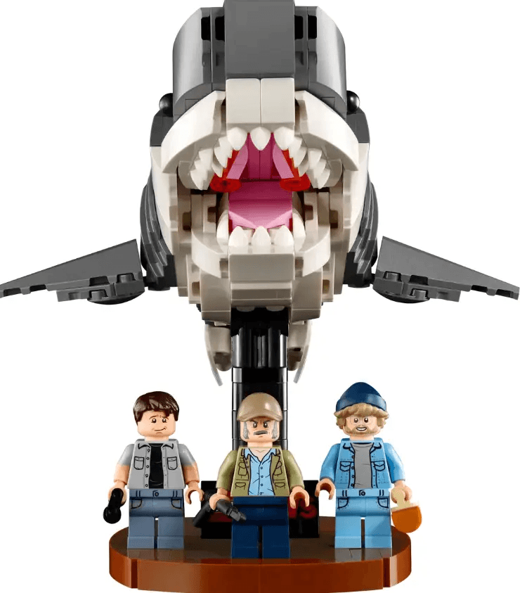 LEGO Ideas Jaws Diorama Kit 21350 Epic Collectible - ToylandEU™
