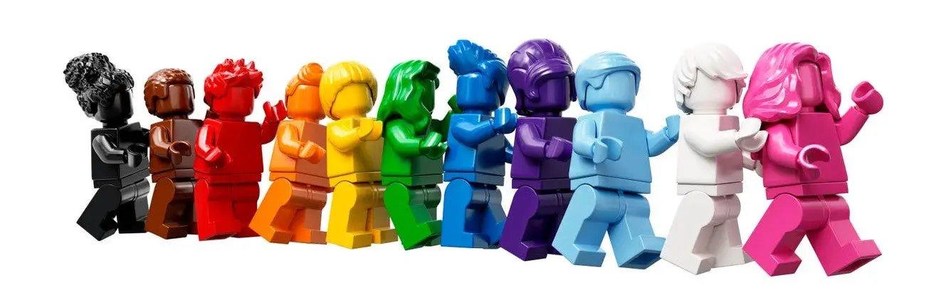 LEGO® Set Everyone Is Awesome 40516 Celebrates Diversity - ToylandEU™