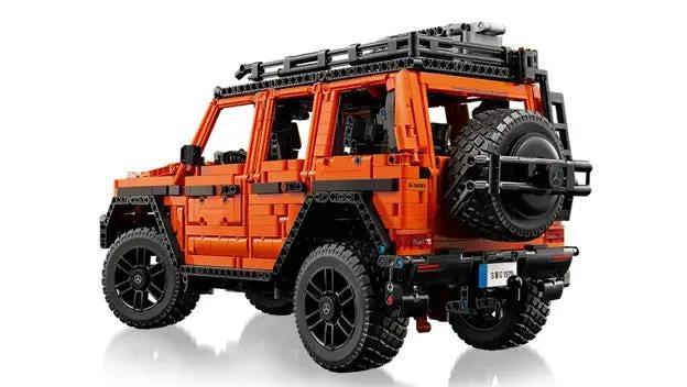 LEGO Technic Mercedes G 500 Realistic Off Road Build - ToylandEU™