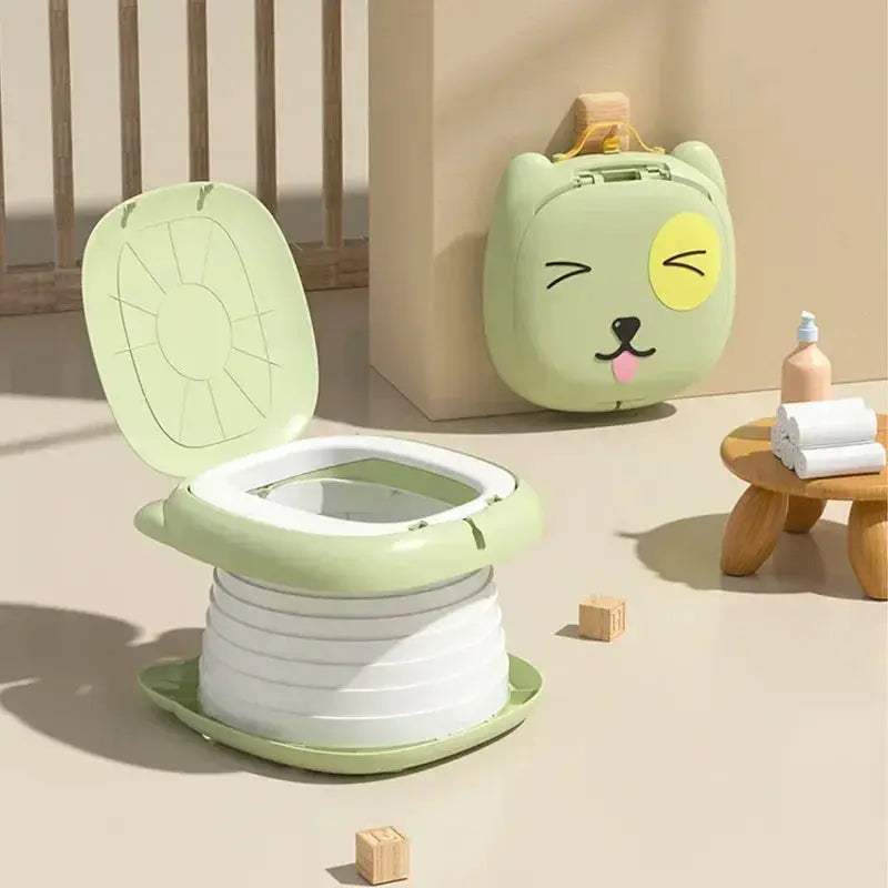 Lightweight Portable Kids Travel Potty With Cartoon Design - ToylandEU