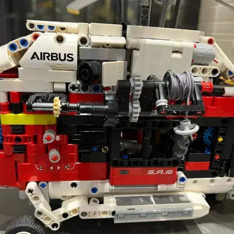 MOC Airbus H175 Rescue Helicopter Lego Compatible Blocks With Spinning Rotors - ToylandEU