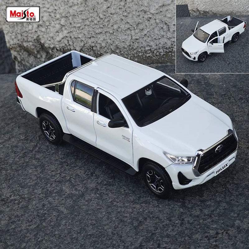 Maisto Toyota Hilux | 1:27 Scale Diecast | Toylandeu™