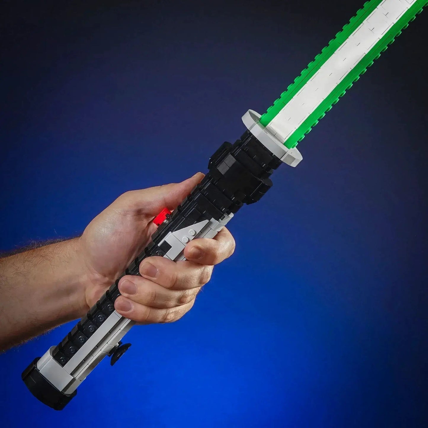 Master Jinn's Life-Sized Saber - ToylandEU