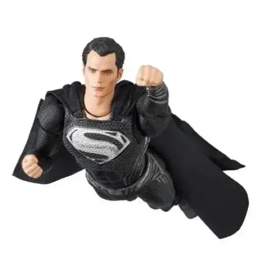 DC Superman MAFEX Action Figure With 4 Interchangeable Heads - ToylandEU