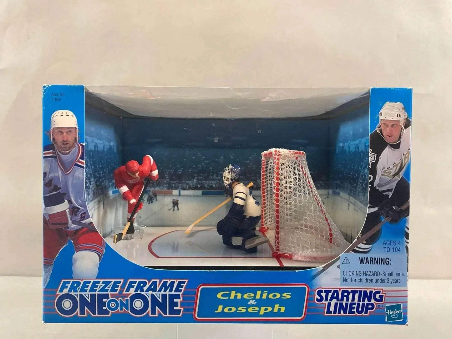 NHL Freeze Frame One On One 1999 Chelios Vs Joseph Figure - ToylandEU™