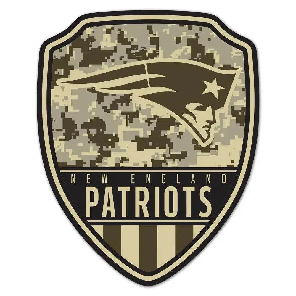 New England Patriots Wood Sign 11x14 Shield Shape Decor - ToylandEU™