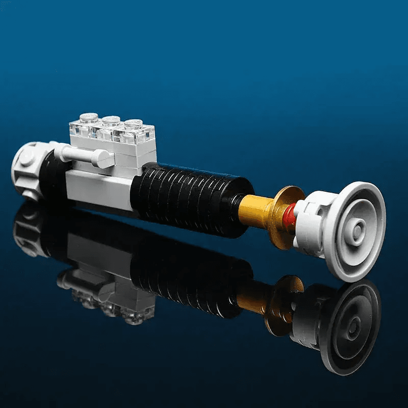 Old Ben Mini Lightsaber Kit With Authentic LEGO Parts - ToylandEU