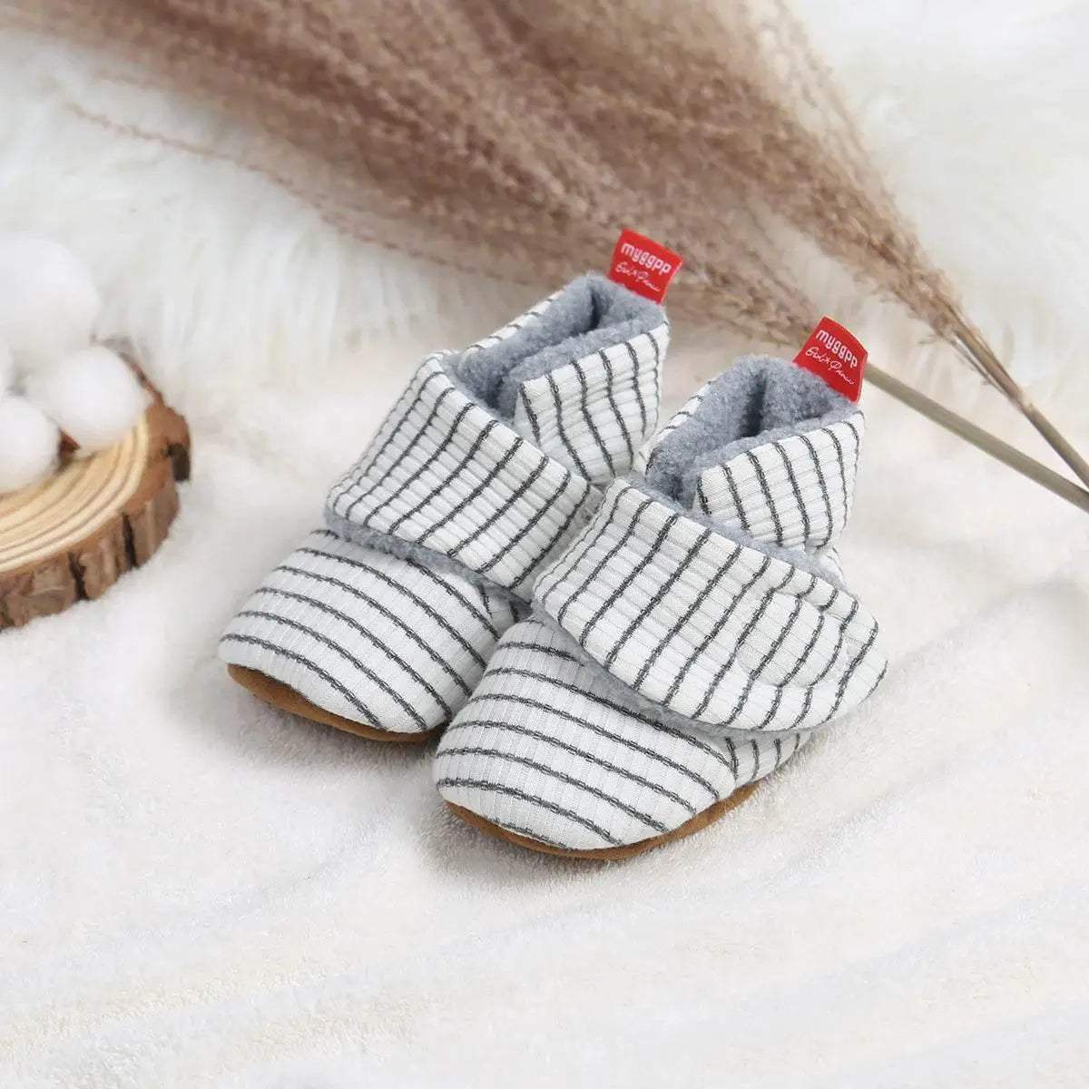 Premium Anti Slip Cotton Baby Shoes For First Walkers Unisex Warm Lightweight Booties Suitable For Zero To Twelve Months - ToylandEU