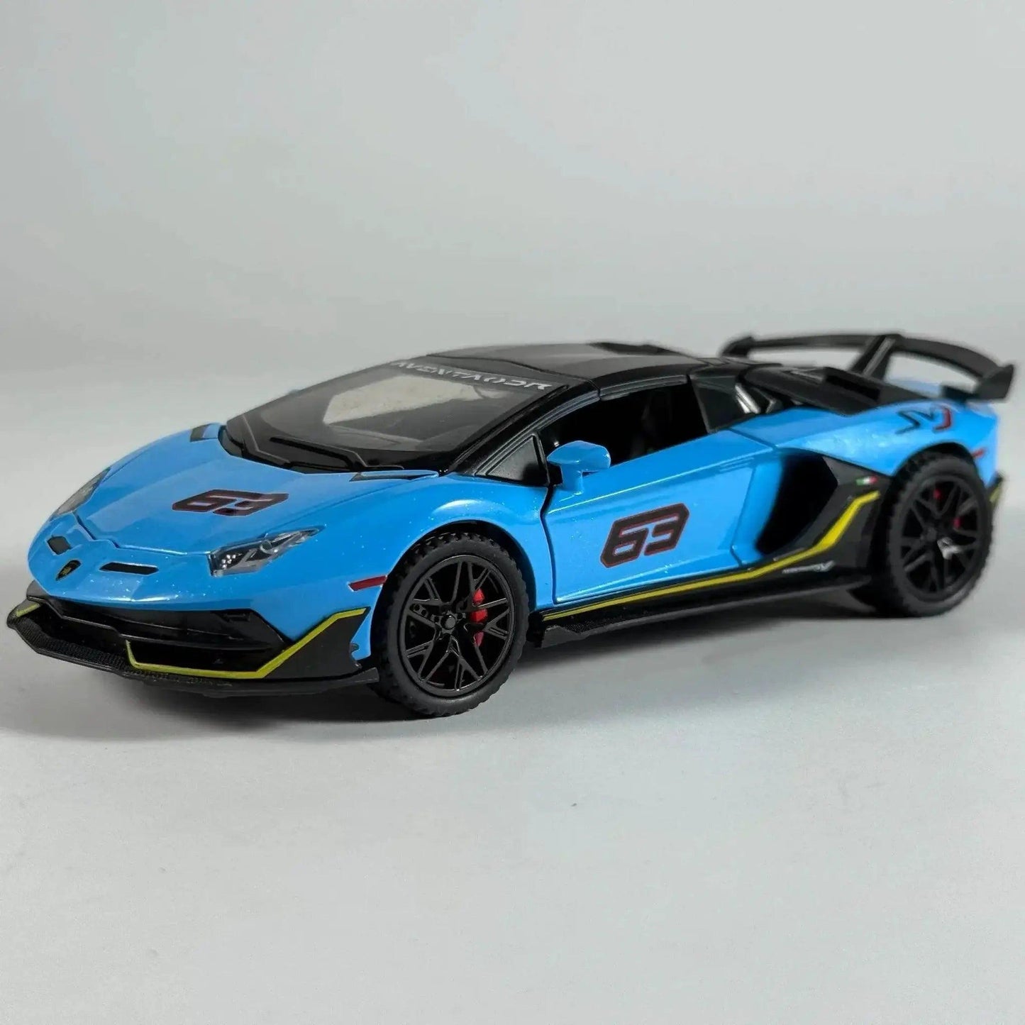 Premium Diecast Car Aventador SVJ 1 32 Toyland EU - ToylandEU™