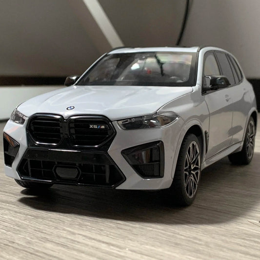 Premium Diecast Model Car One Eighteen Scale Alloy Metal BMW X5 M Competition LCI Collectible For Car Enthusiasts - ToylandEU
