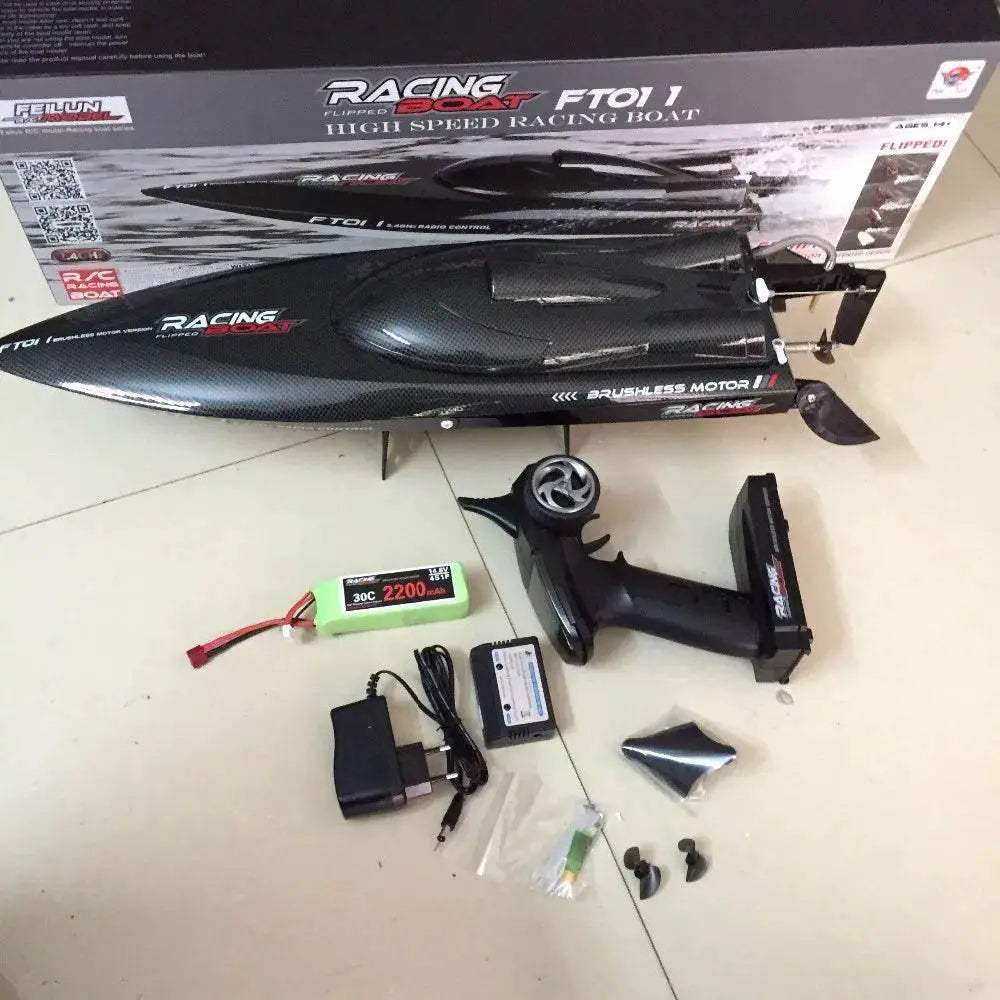 RC High-Speed 50km/h 65CM FT011 Brushless RC Racing Boat with Water Cooling - Ready-to-Run 2.4GHz Gift for Kids - ToylandEU™