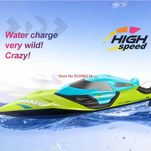 RC High-Speed 70KM/H RC Racing Boat - Double-Layer Waterproof Remote Control Yacht with Capsize Reset & Water Cooling System, 50CM Oversized Design - ToylandEU