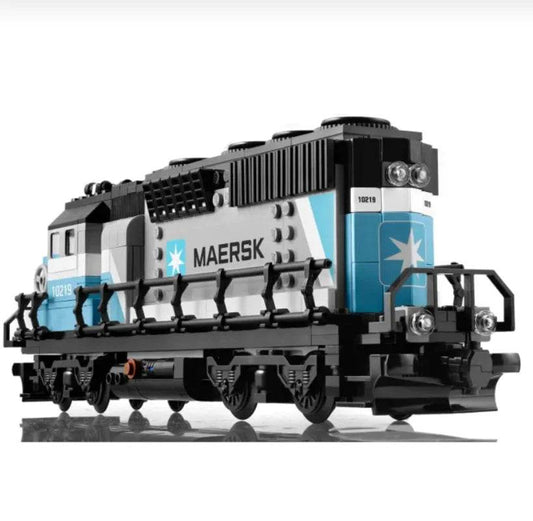 RC RC Maersk Train Building Blocks Set with Fun Minifigures Included - ToylandEU